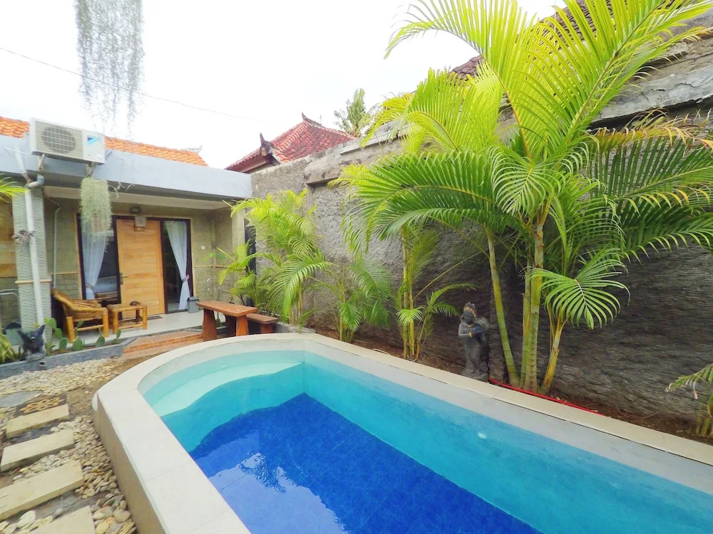 Tropical Garden Inn