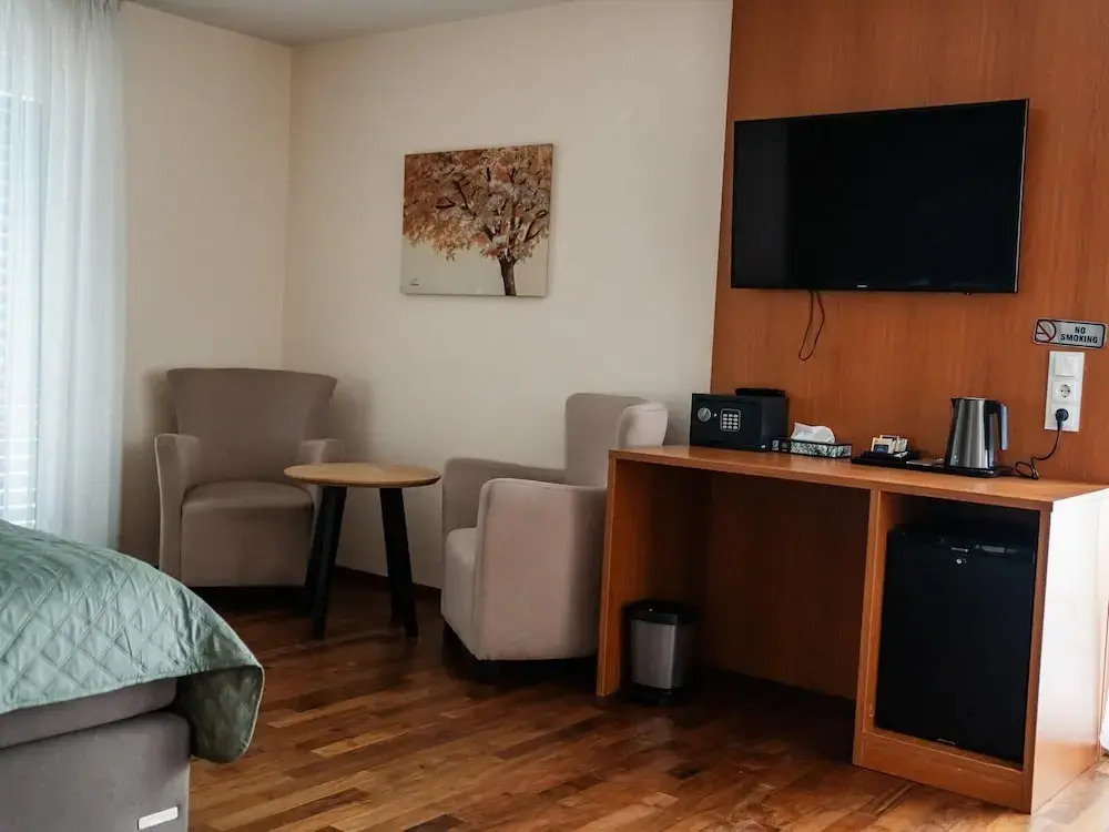 K&T Estates & Spa, Frankfurt