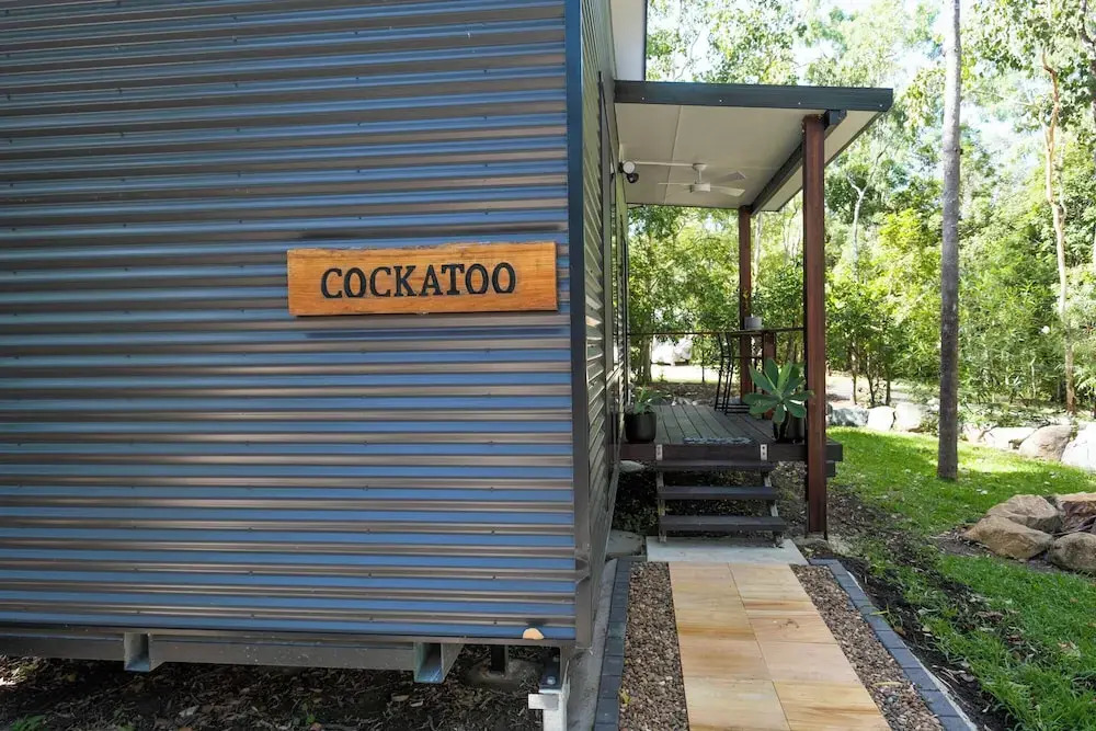 Airlie Beach Eco Cabins - Adults only