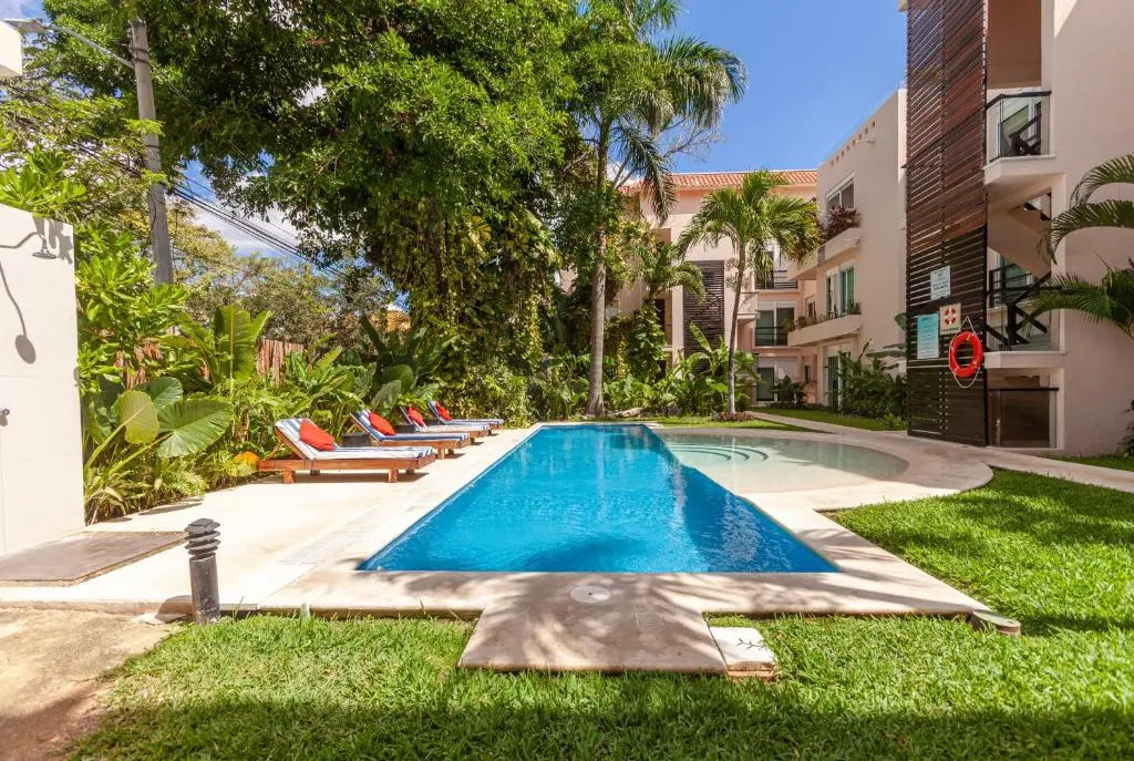 Via Tendenza Condos