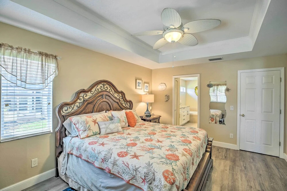 Lanai & Heated Pool: Stunning Cape Coral Getaway