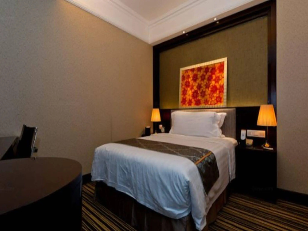 Leeden Hotel Guangzhou