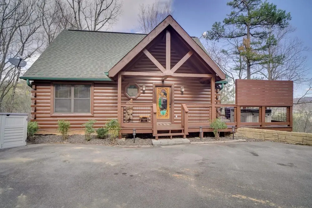 5 Mi to Smoky Mtn Natl Park: Hot Tub Haven!