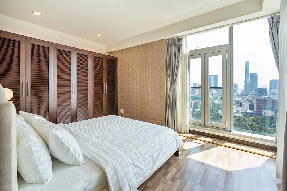 Saigon Skyline Suite in Central District 1