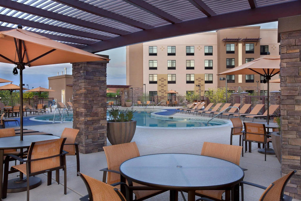 Courtyard Scottsdale Salt River