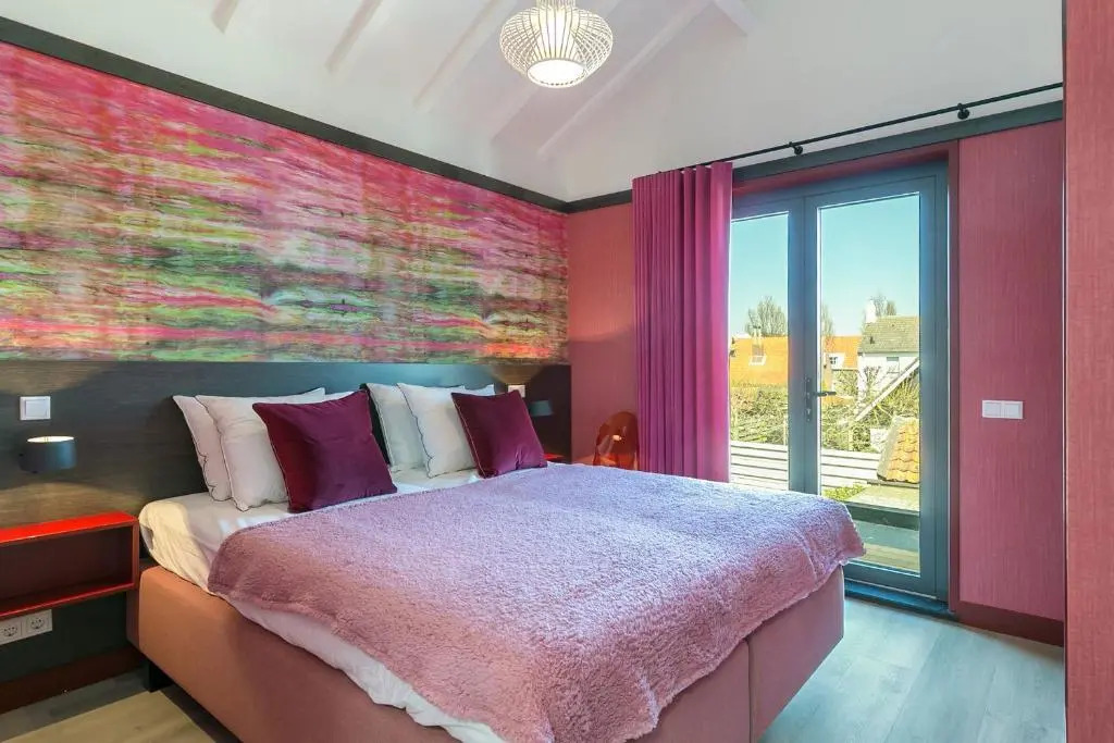 DRL45 Luxury apartment in the heart of Domburg