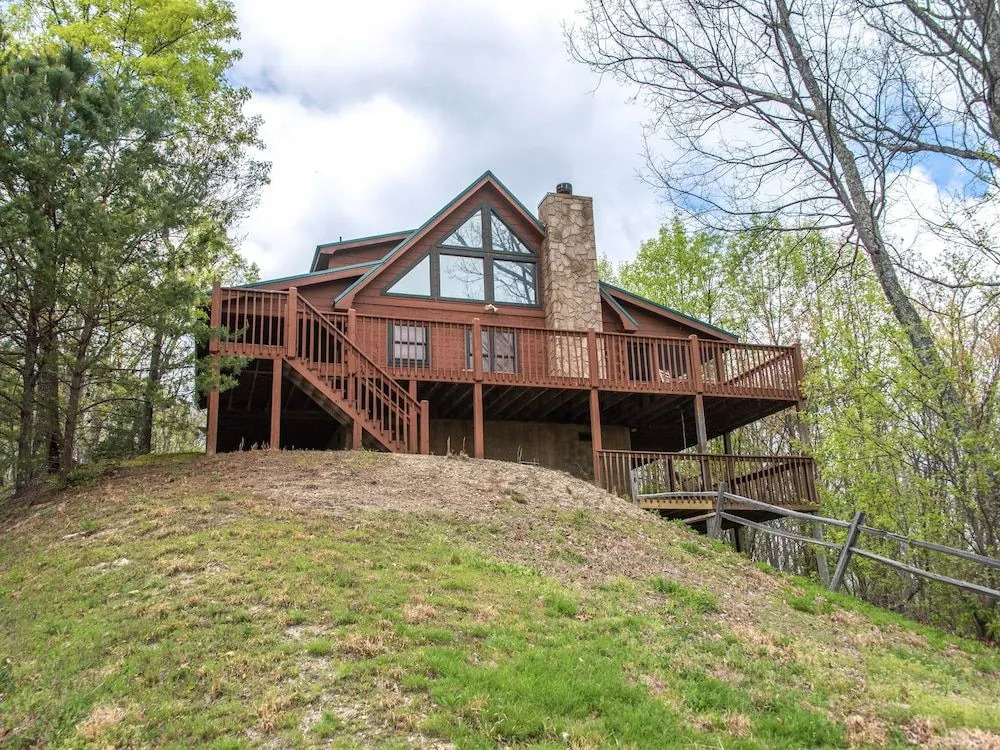 Huckleberry Ridge by Jackson Mountain Rentals