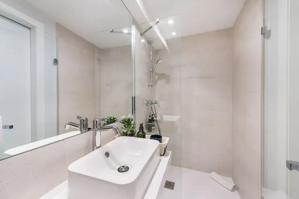 Apartment 1Bd With Balcony in Plaza Mayor Square. Plaza Mayor II