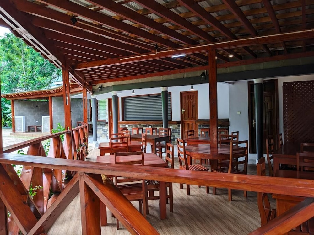 Vigo Lodge
