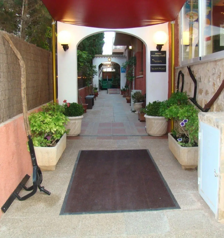 Residencia Santiago Mallorca