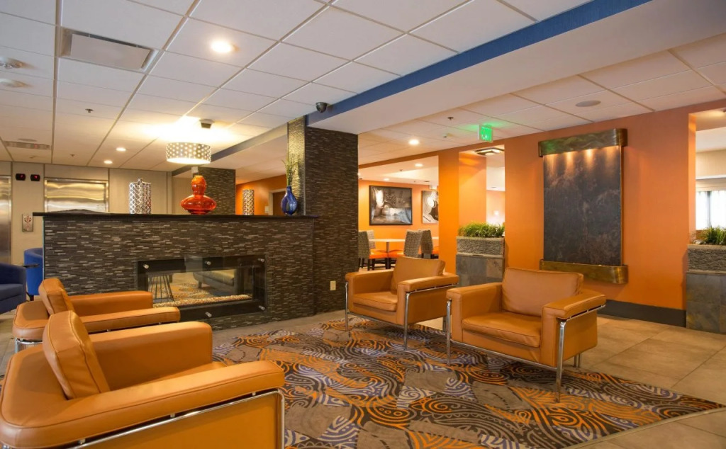 Holiday Inn Express & Suites Nashville Southeast - Antioch by IHG