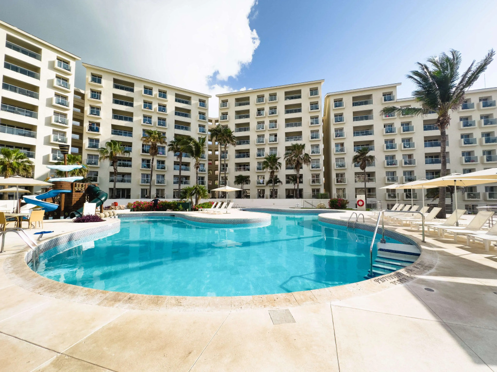 Emporio Cancun - Buy All Inclusive Option