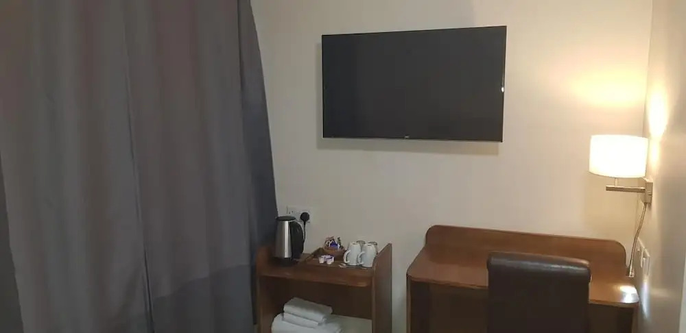 Mayfair Guest House