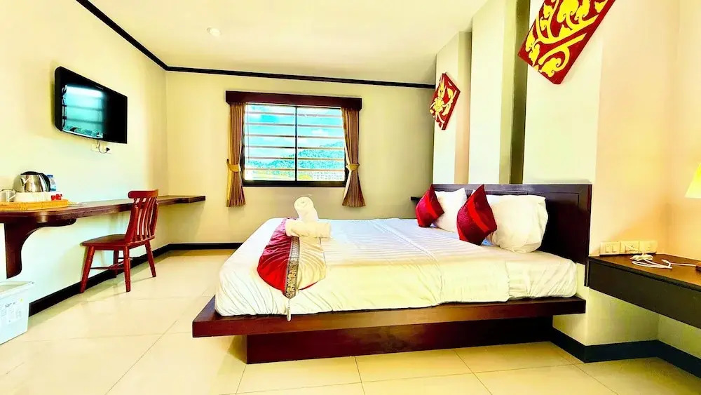 KS Residence Patong