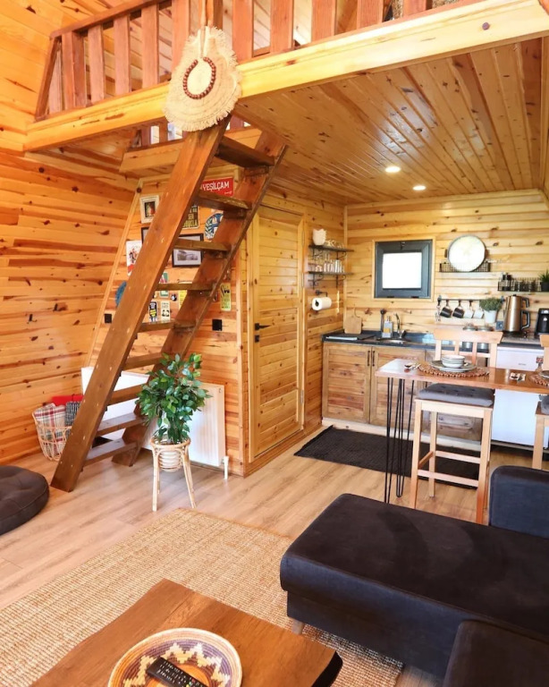 İnce Bungalov