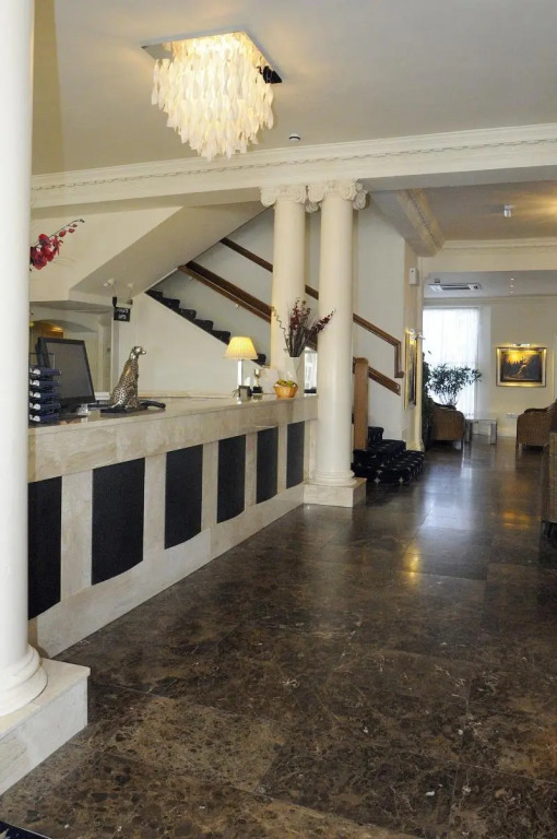 The Palace Hotel
