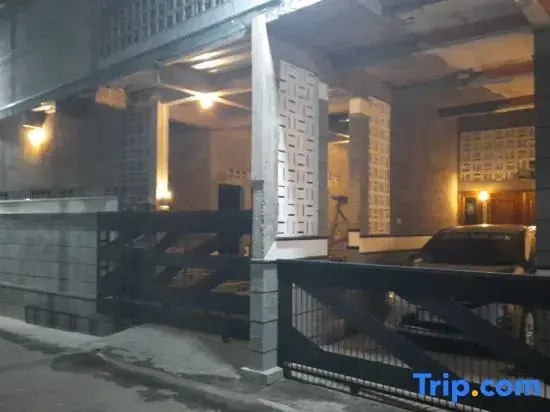 Hotel O Chimi Rumah Kost