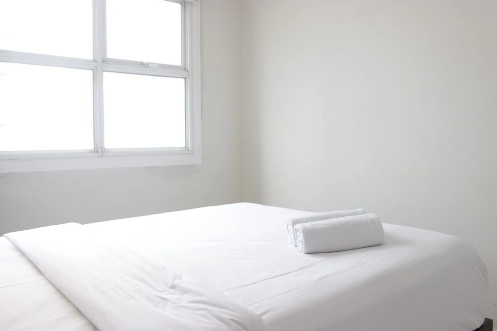 Cozy High Floor 1BR at Parahyangan Residence