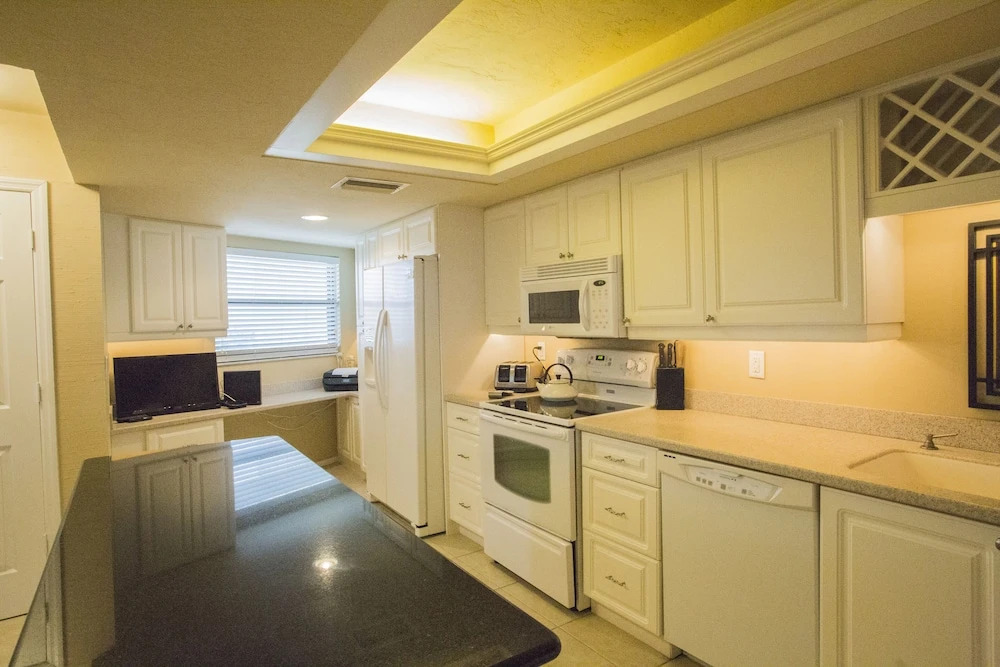 Gulf and Bay Club- C707 2 Bedrooms 2 Bathrooms Condo