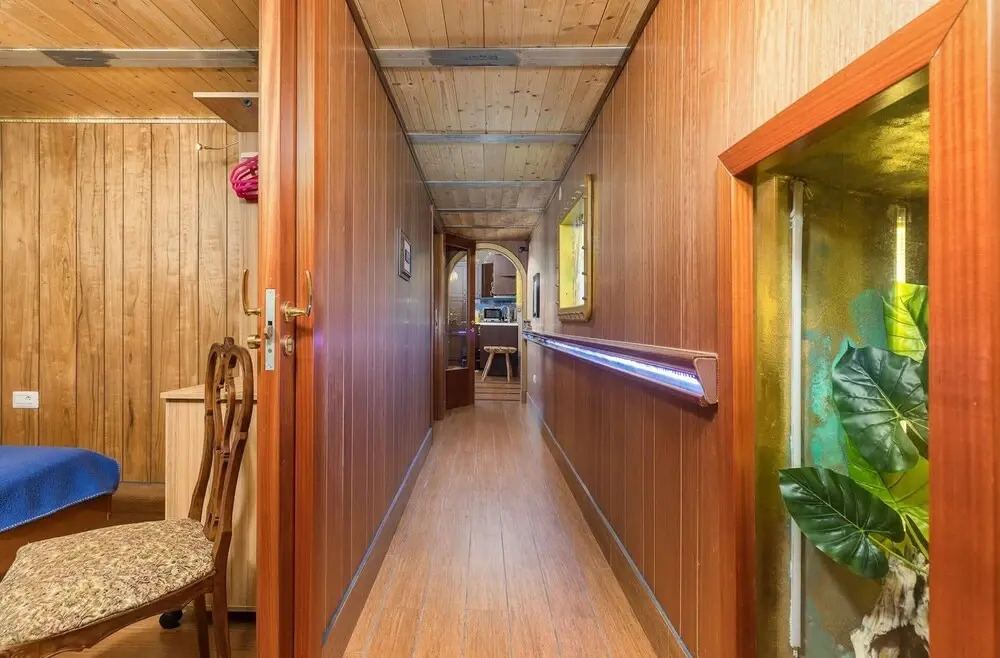 Pet-friendly Apartment in the Heart of Cres