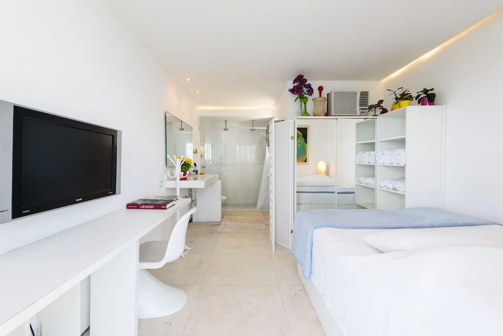 Omar do Rio - Apartamento V102