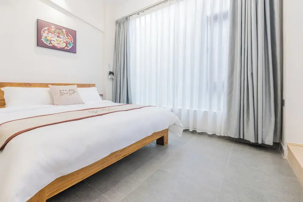 Stargazing Platform Inn （Shangxiajiu Pedestrian Street）