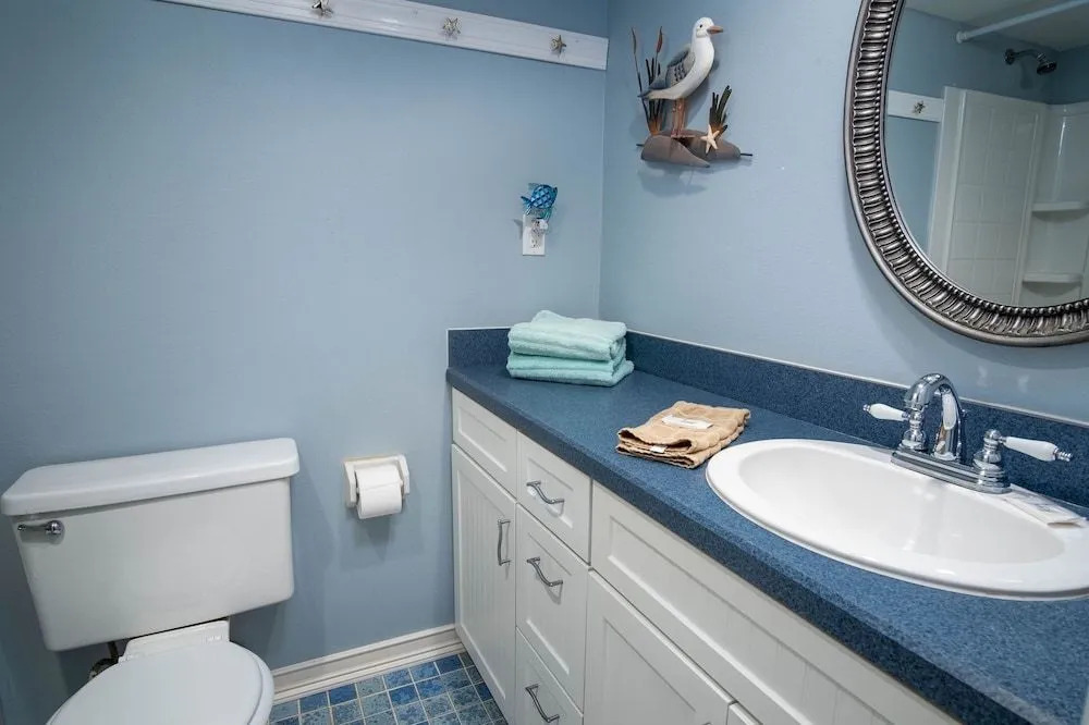 Salty Hippo - 2Br Condo