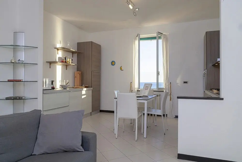Sea Sound Apartment with Terrace