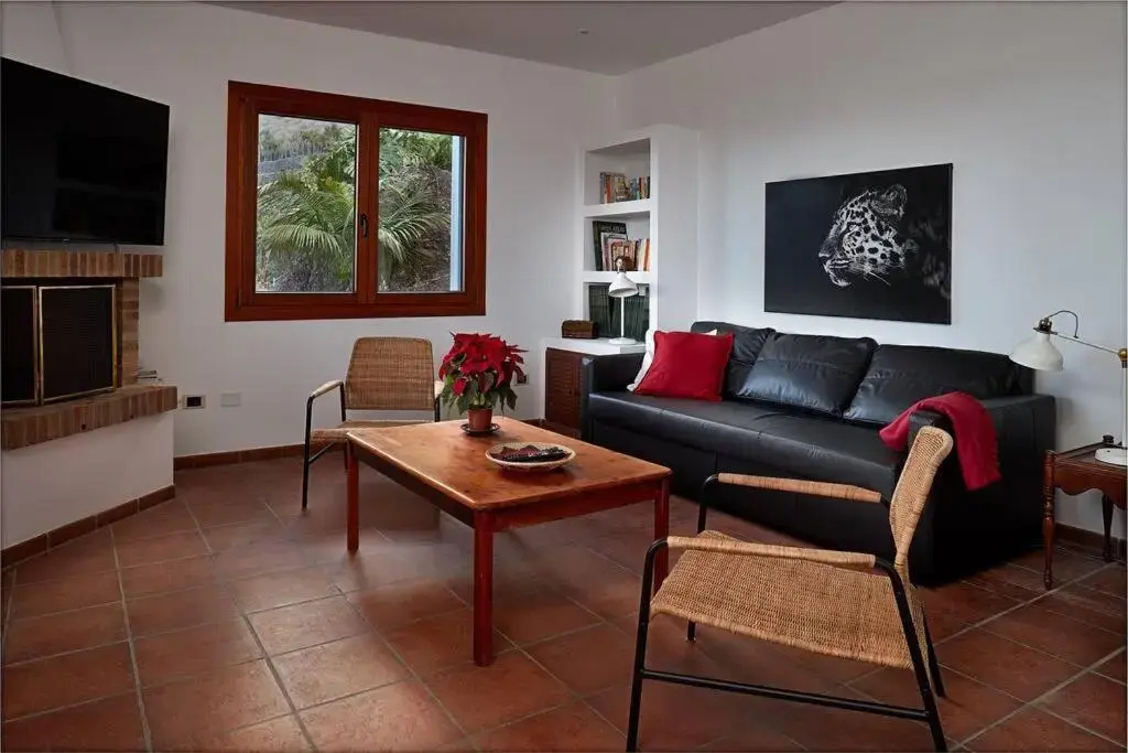 Casa Naranja