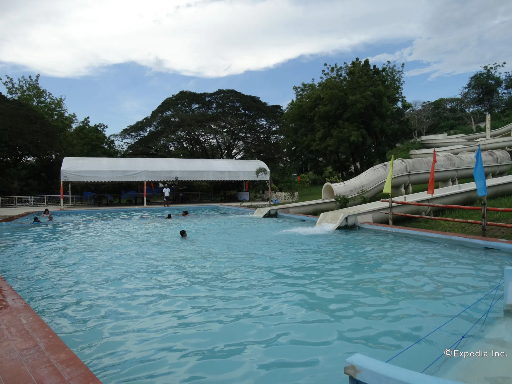 Bluejaz Beach Resort and Waterpark