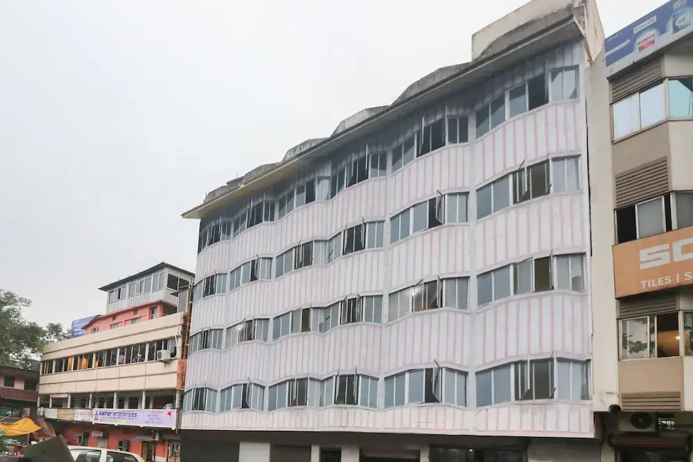 Oyo Flagship 45840 New Kalimati Road