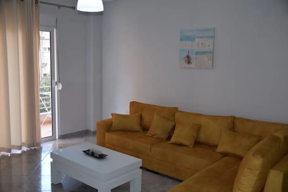 Romina Apartments
