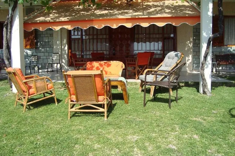 Villas ground floor apartment with 60 qm swimming pool