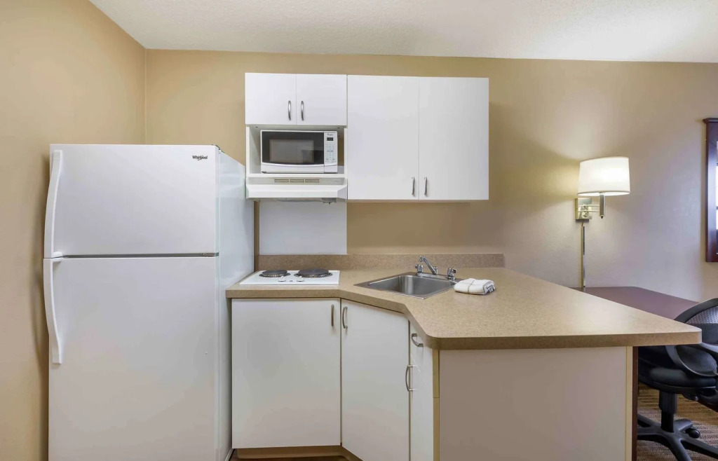 Extended Stay America Suites - Cleveland - Brooklyn