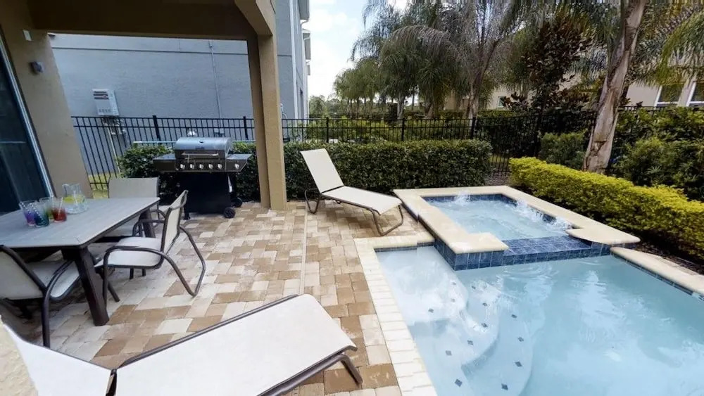Aco Premium - 6Bd With Pool(1744)