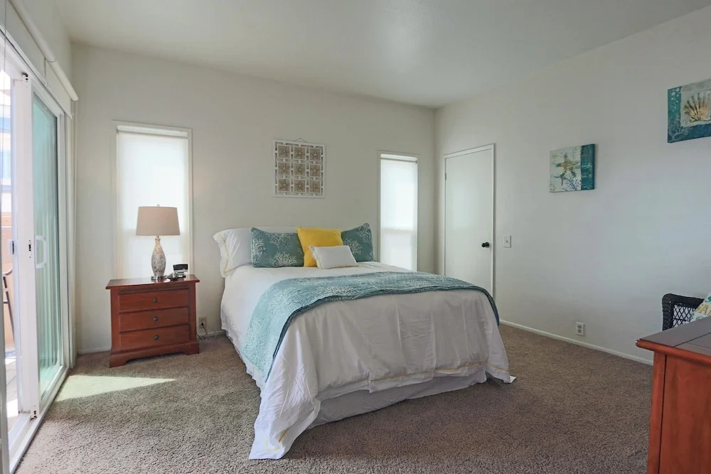 3014 W. Oceanfront 1 Bedroom 1 Bathroom Townhouse