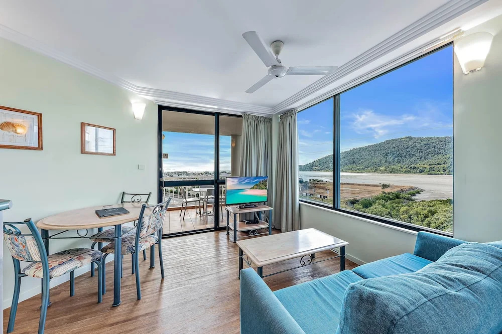 Tropical Marina views 1bedroom