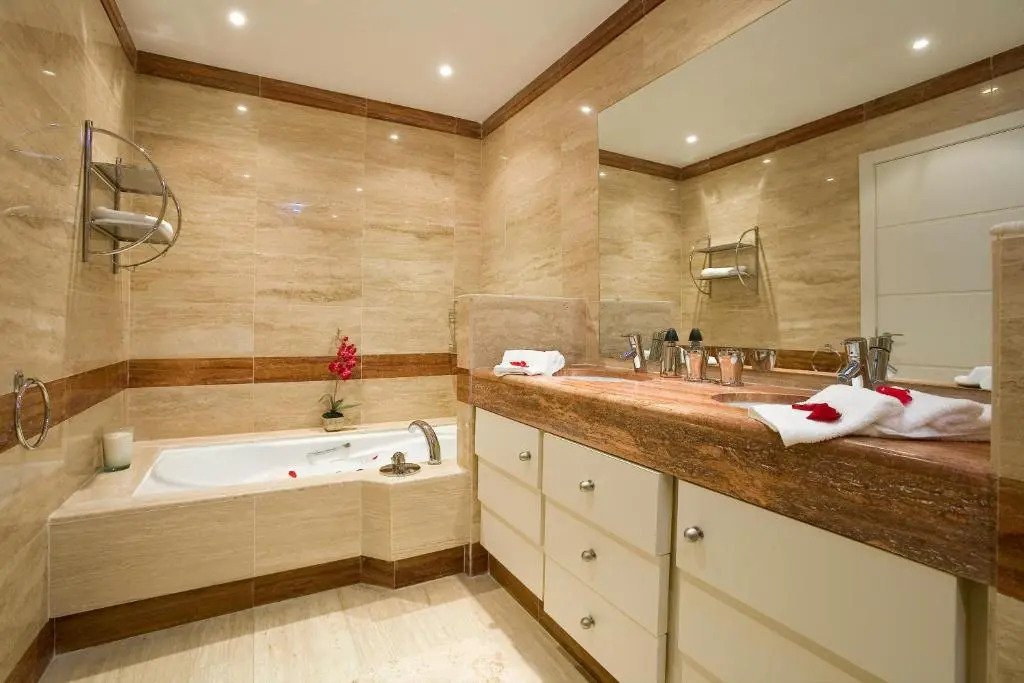 Apt 212 Heaven Beach Apartments, Guadalmansa Playa