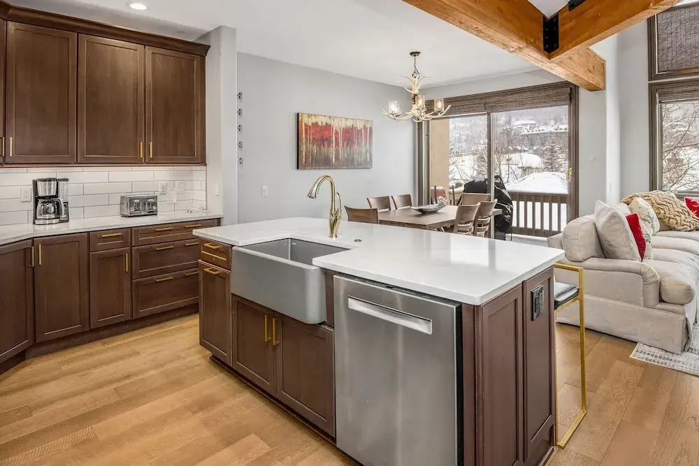 Ski In Ski Out Townhome in Rocky Mountain Access to Elkhorn Chairlift by RedAwning
