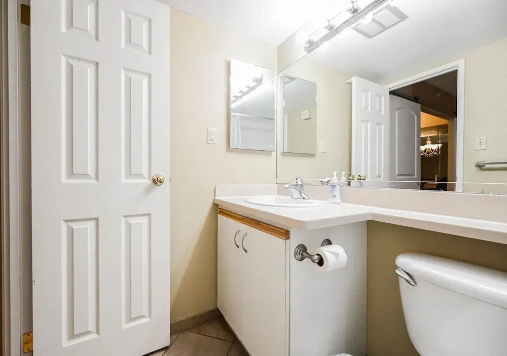 StripViewSuites at Jockey Club