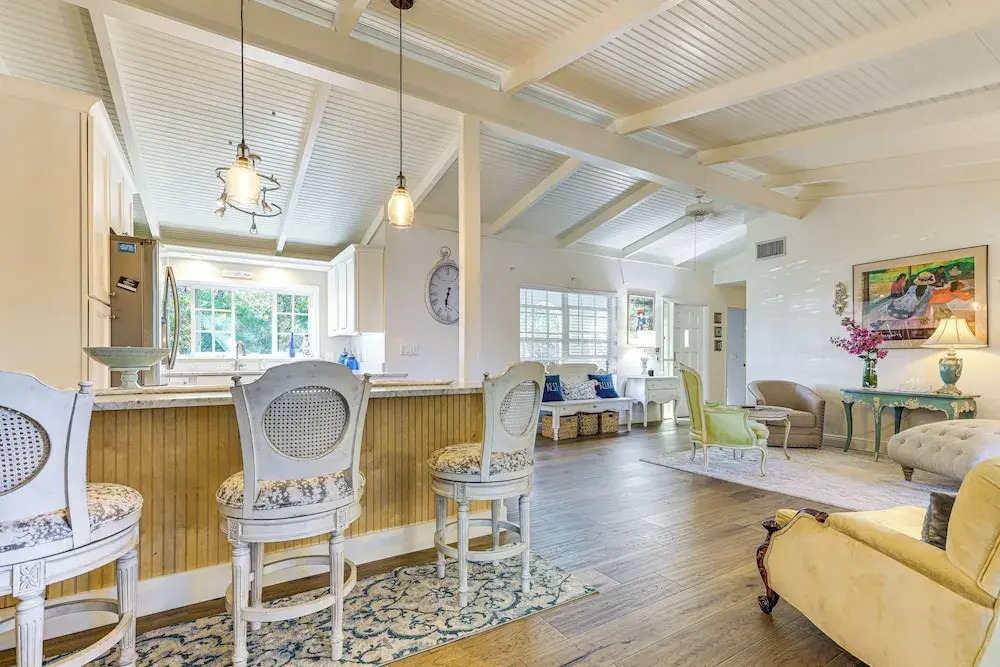 1 Mi to Dtwn Stuart: Home w/ Pergola & Garden!