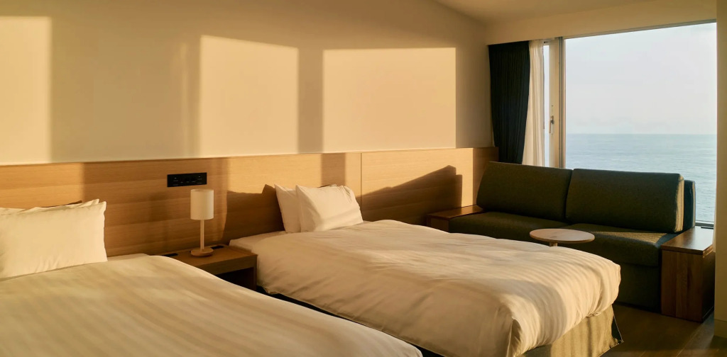 THE HOTEL YAKUSHIMA ocean & forest
