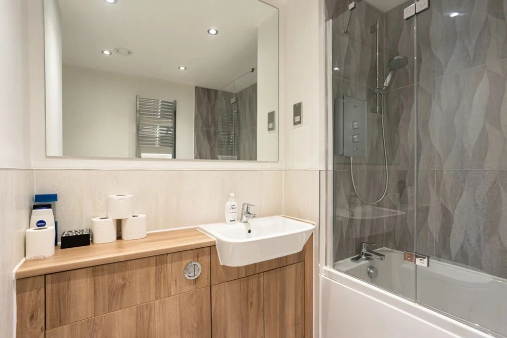 Comfy 2 Bedroom Apartment Near Edinburgh City Centre