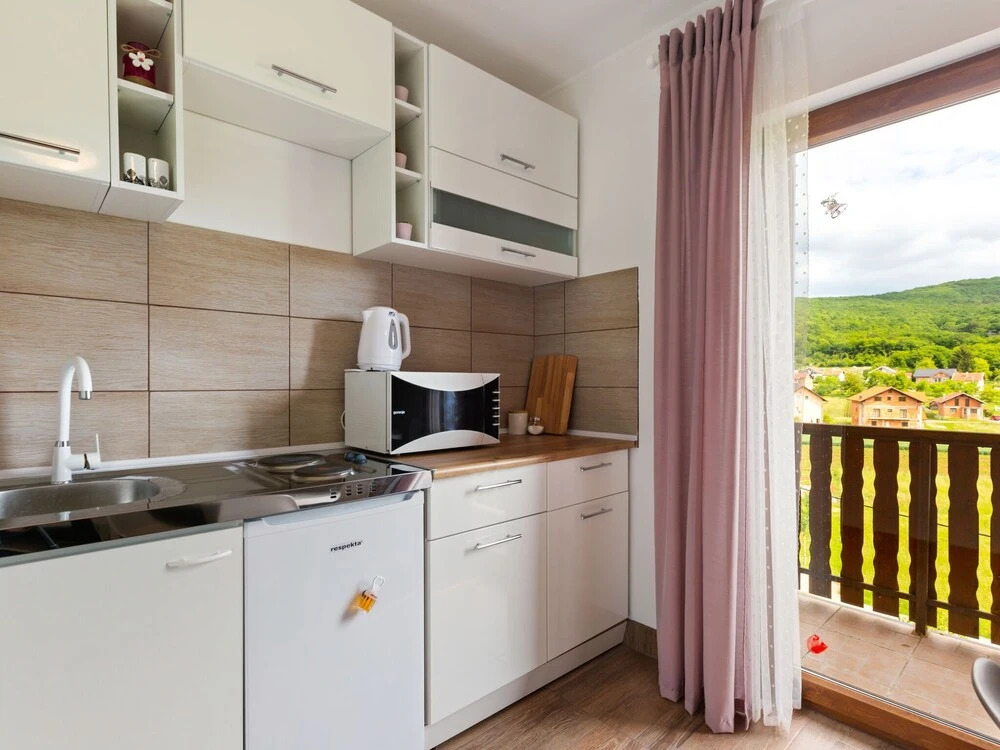 Cosy Apartment in Oto?ac With Balcony