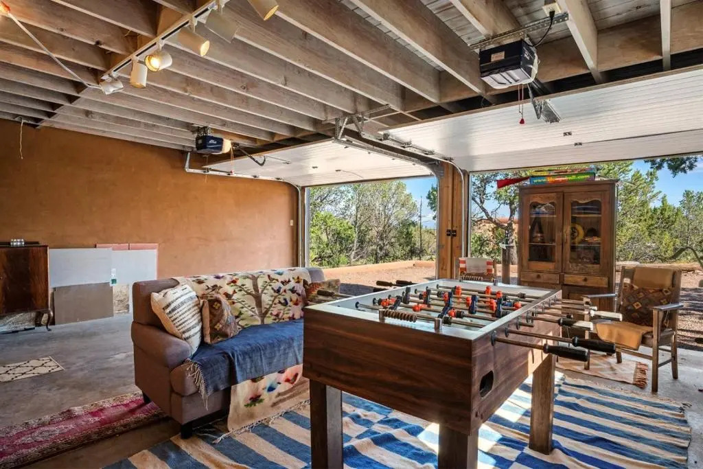 Cinco Chimineas - Indoor Pool, Walk to Canyon Rd, Authentic Historic Santa Fe