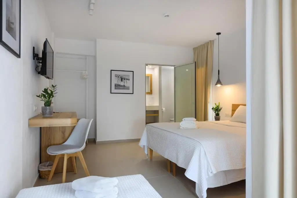 Sea Breeze Hotel