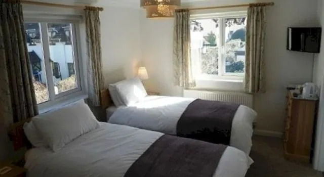 Hunters Lodge B&B