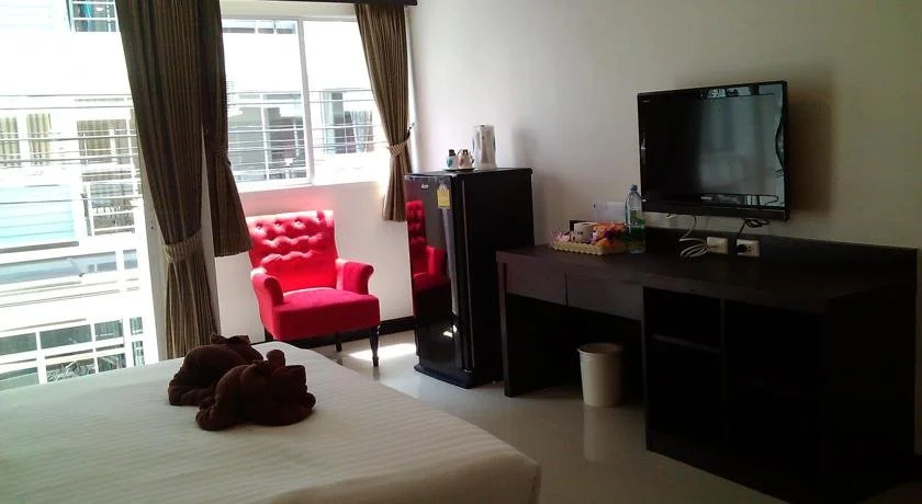 Ea-sy Condotel