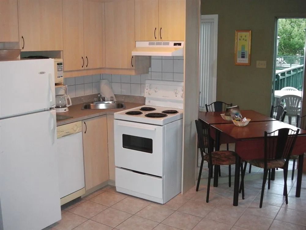 Holiday Villa Resorts at Mont Ste. Anne