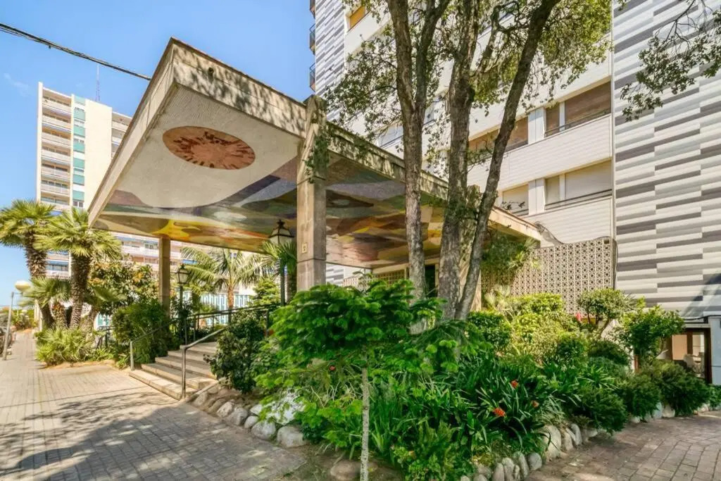Can Mabi, 30' Bcn next beach